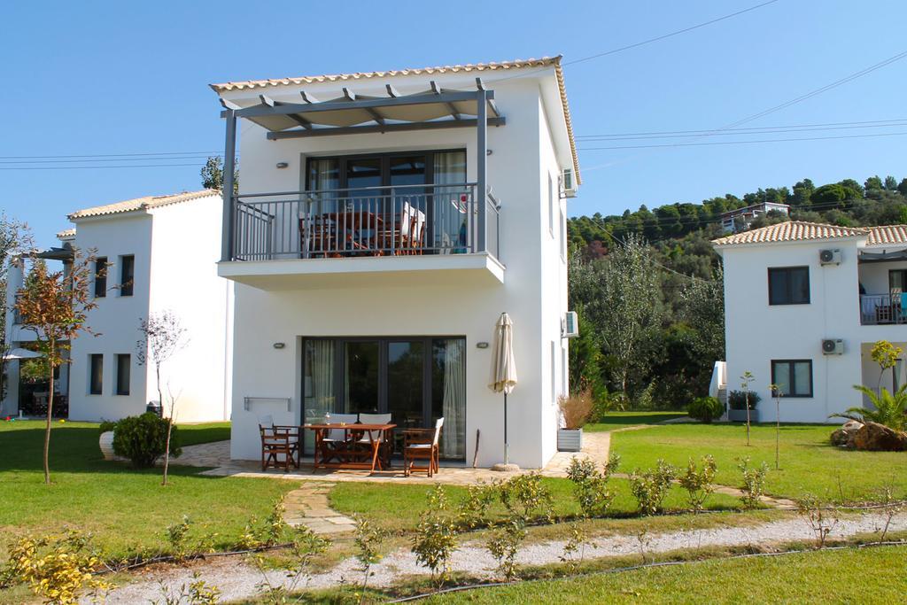 Kleopatra Villas - Seaside Suites Kolios Exterior photo